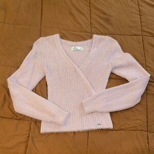 Hollister Fuzzy Eyelash V-Neck Sweater in Mauvey Lavender Dusty Lilac Color XS